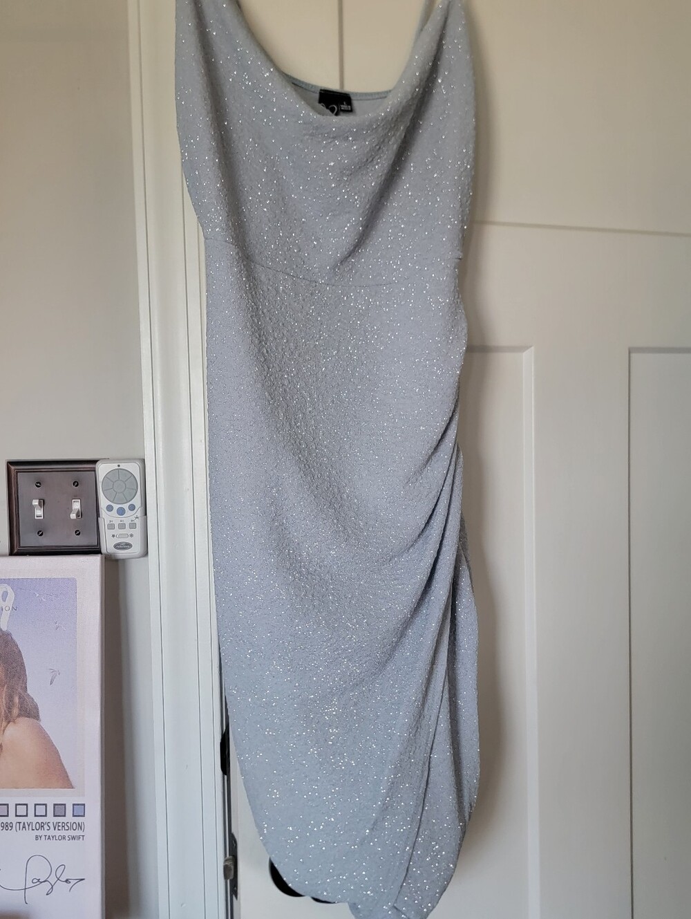 Windsor One-Shoulder Sparkle Dress in Silver